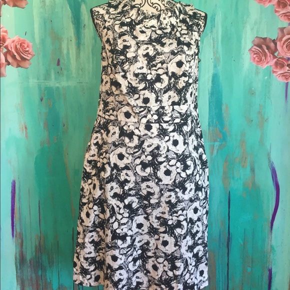 Dress - Picture 1 of 2